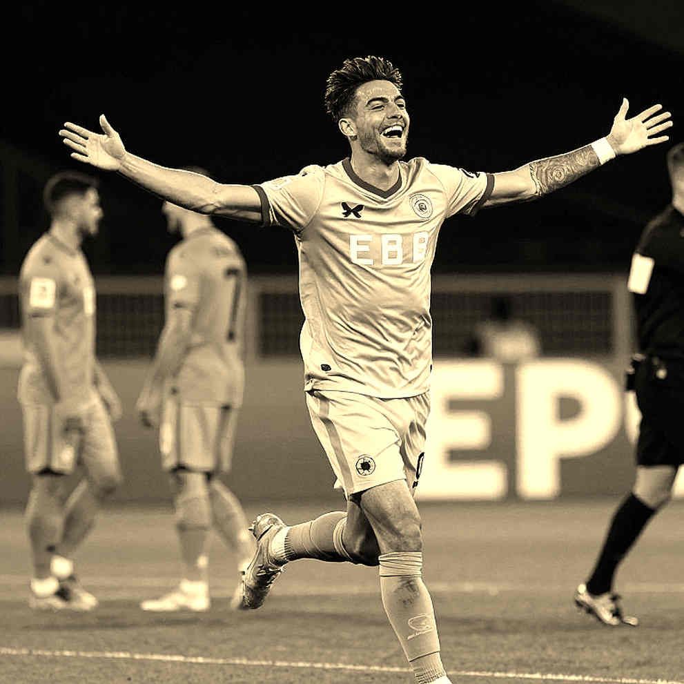 সব-ডায়াস্পোরা একাদশ, হার্ডম্যানের 'আমরা ইন্দোনেশীয়', আর লেজারের তিনটি ফাঁকা ঘর